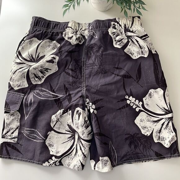 Croft and Borrow Board shorts.  Size Medium.  Like new.  Drawstring waist. - Picture 4 of 5
